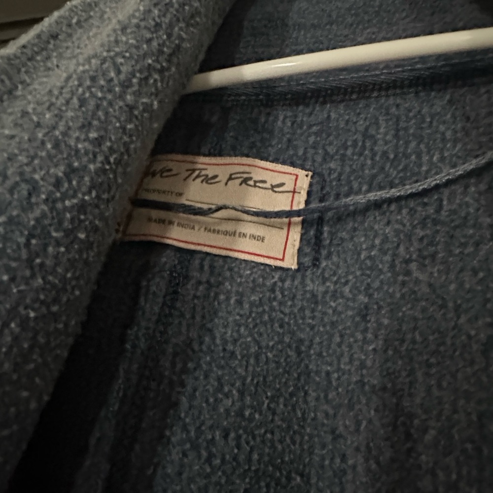 We The Free Textured Monday-Friday Blue Cardigan in large - Picture 5 of 6